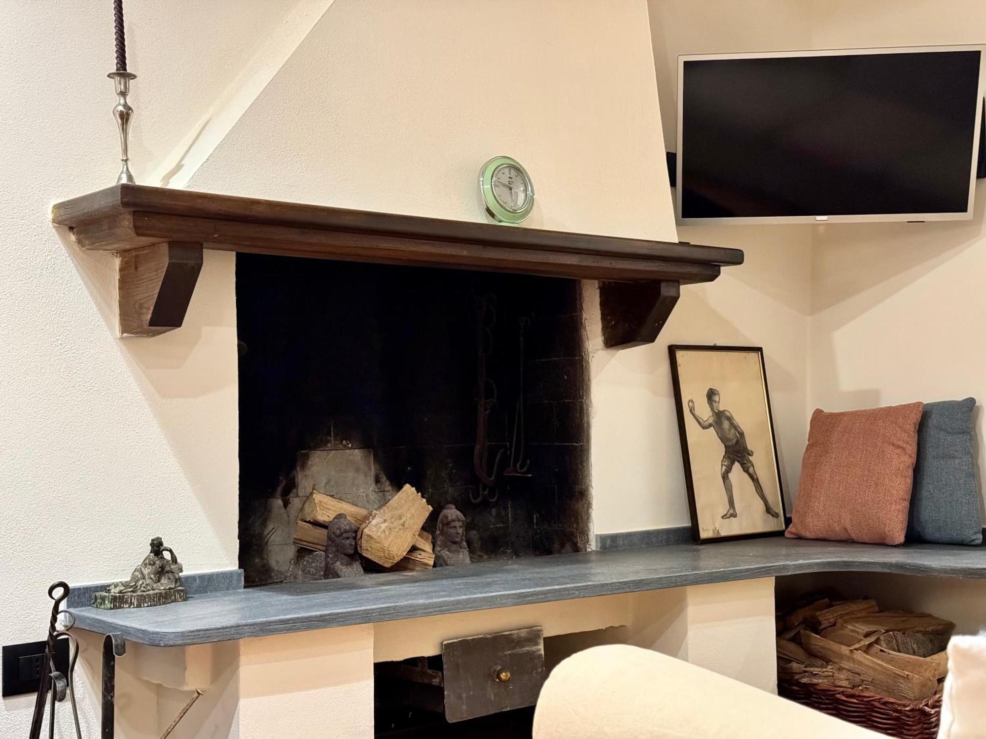 Casa E Mansarda Delle Mura * Ameglia